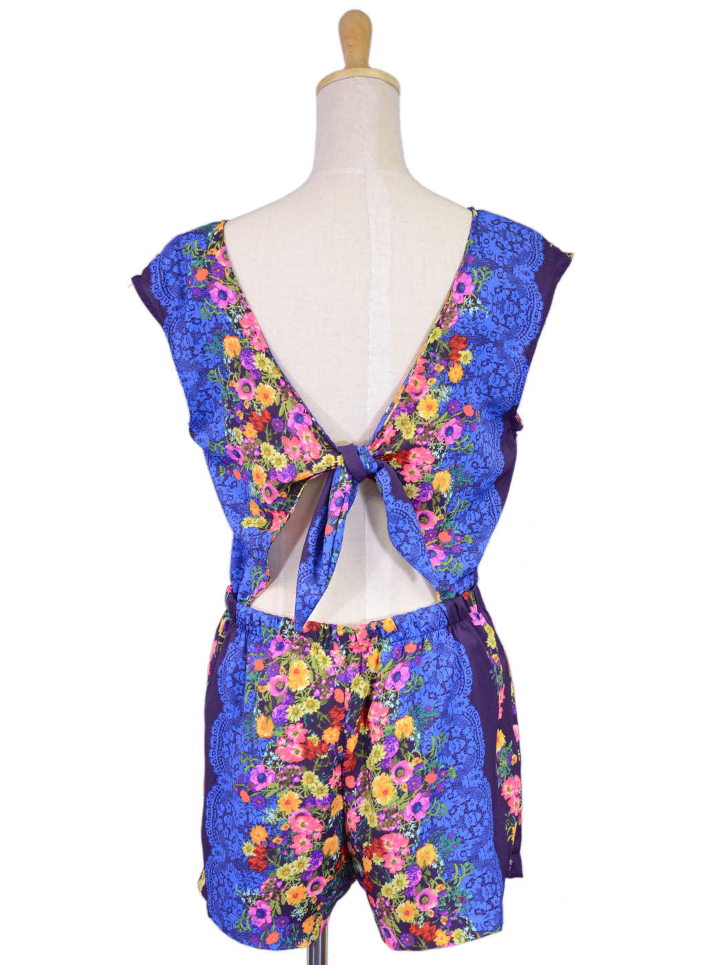 Moon Collection Enchanted Floral Prints Sleeveless Open Back Woven Romper - ALILANG.COM