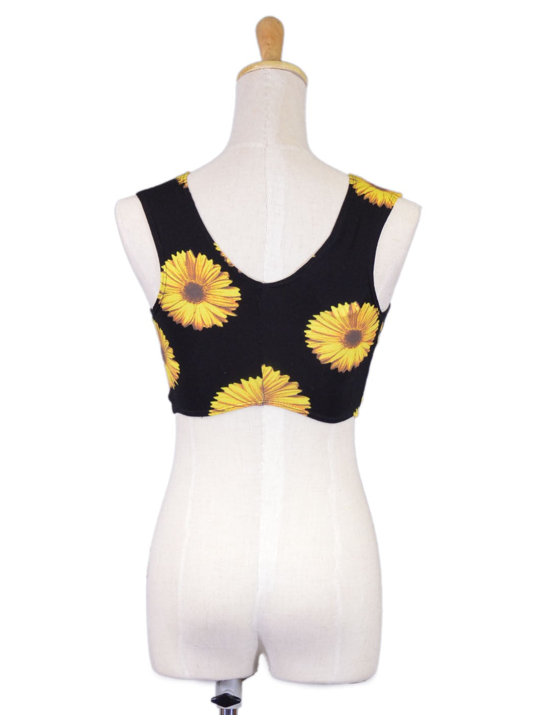 En Creme Cute Daisy All Over Print Cross Over Knit Cropped Top