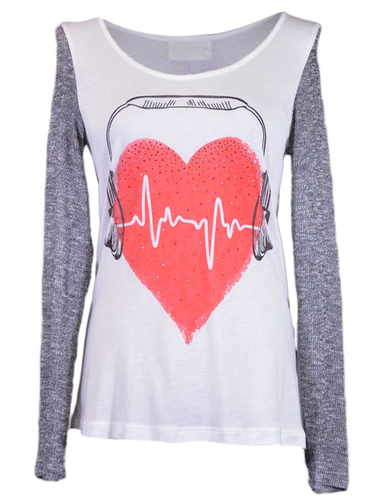 The Classic Casual Our Hearts Have Beats Long Sleeves Message Back Knit Top