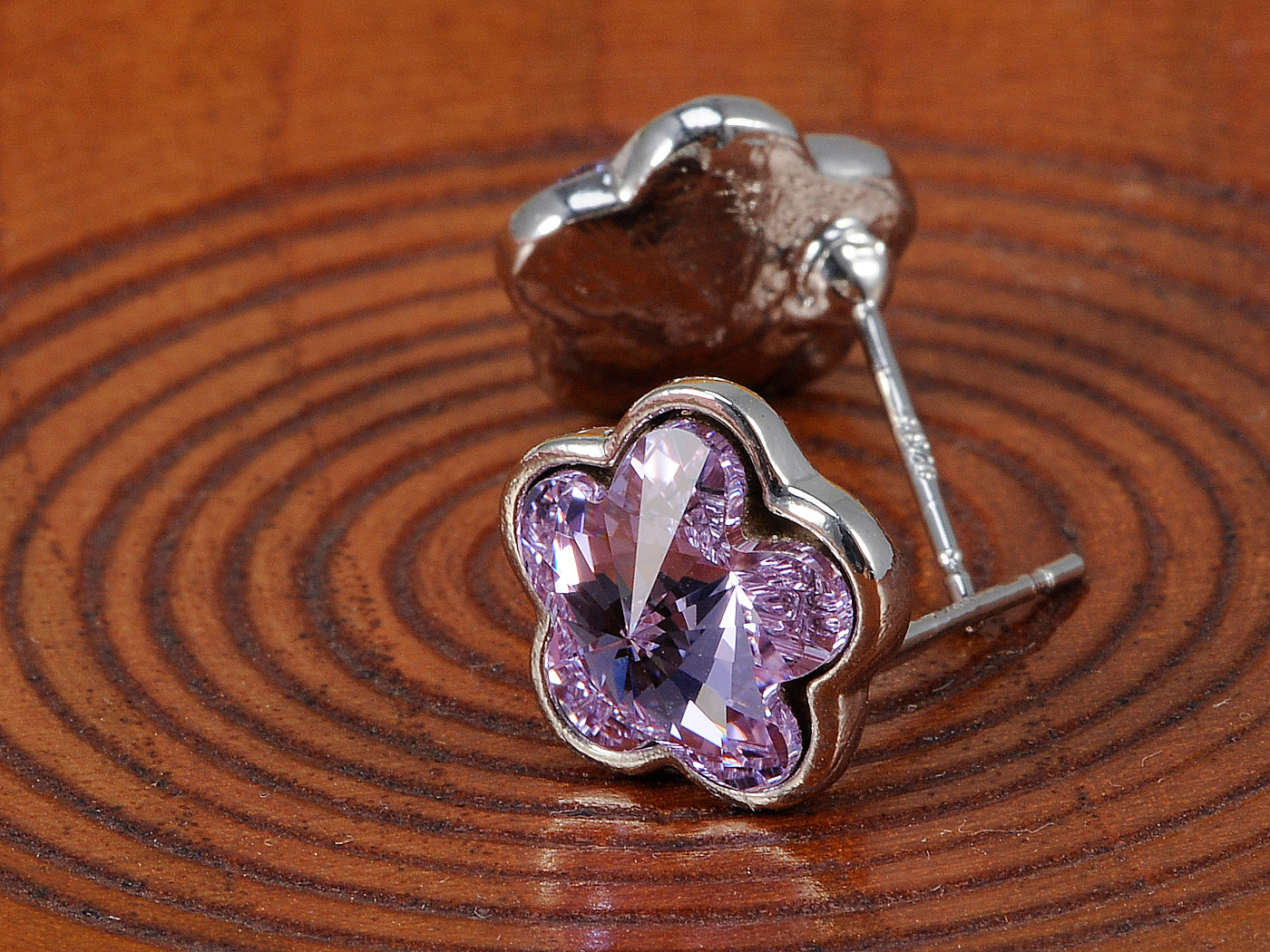 Swarovski Crystal Element Silver Violet Purple Floral Flower Stud Earrings