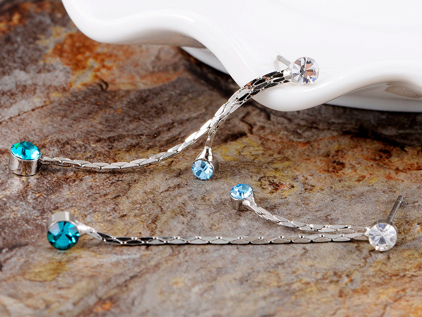 Swarovski Crystal Deate Sapphire Blue Butterfly Dangle Necklace Earring Set