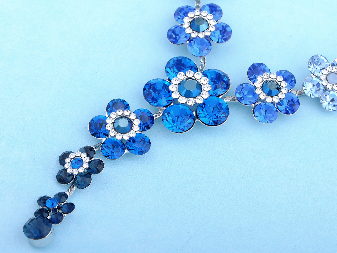 Swarovski Crystal Lighter Sapphire Flower Daisy Element Earring Necklace Set