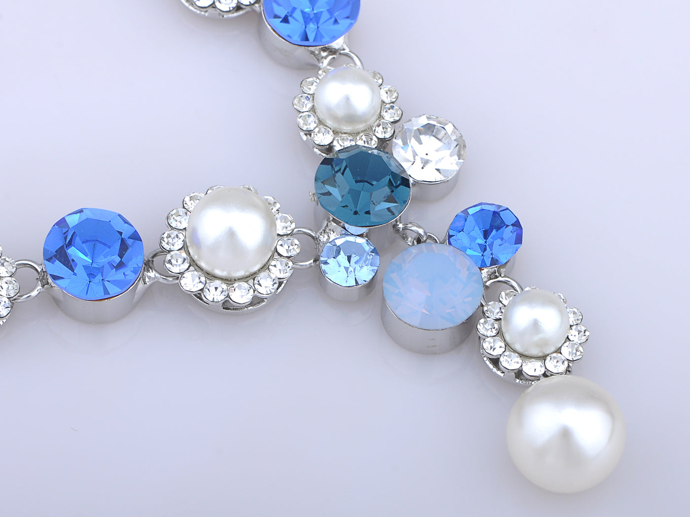 Swarovski Crystal Blue Alternating Pearl Daisy Element Earring Necklace Set