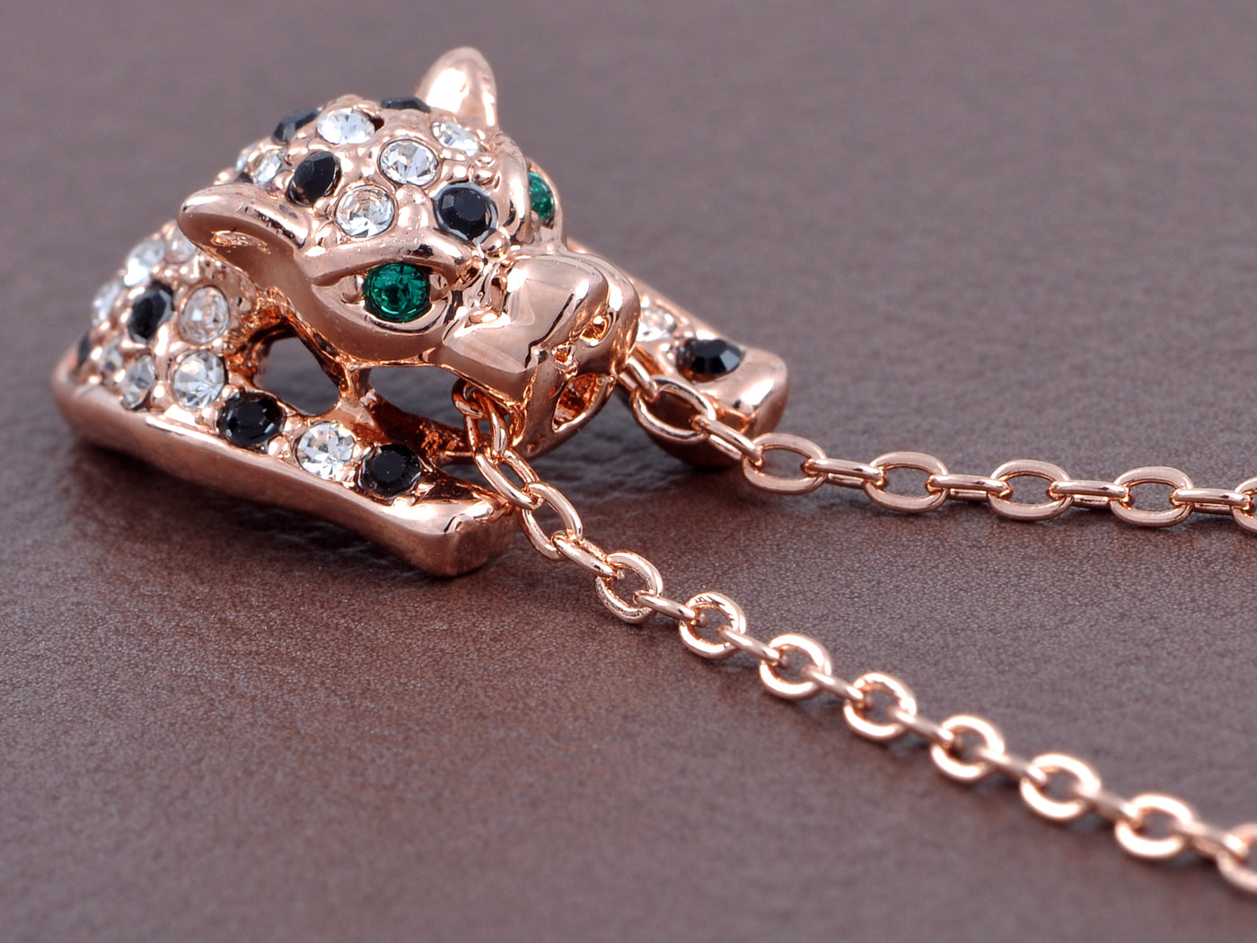Swarovski Crystal Rose Gold D Emerald Green Eyed Cheetah Pendant Necklace