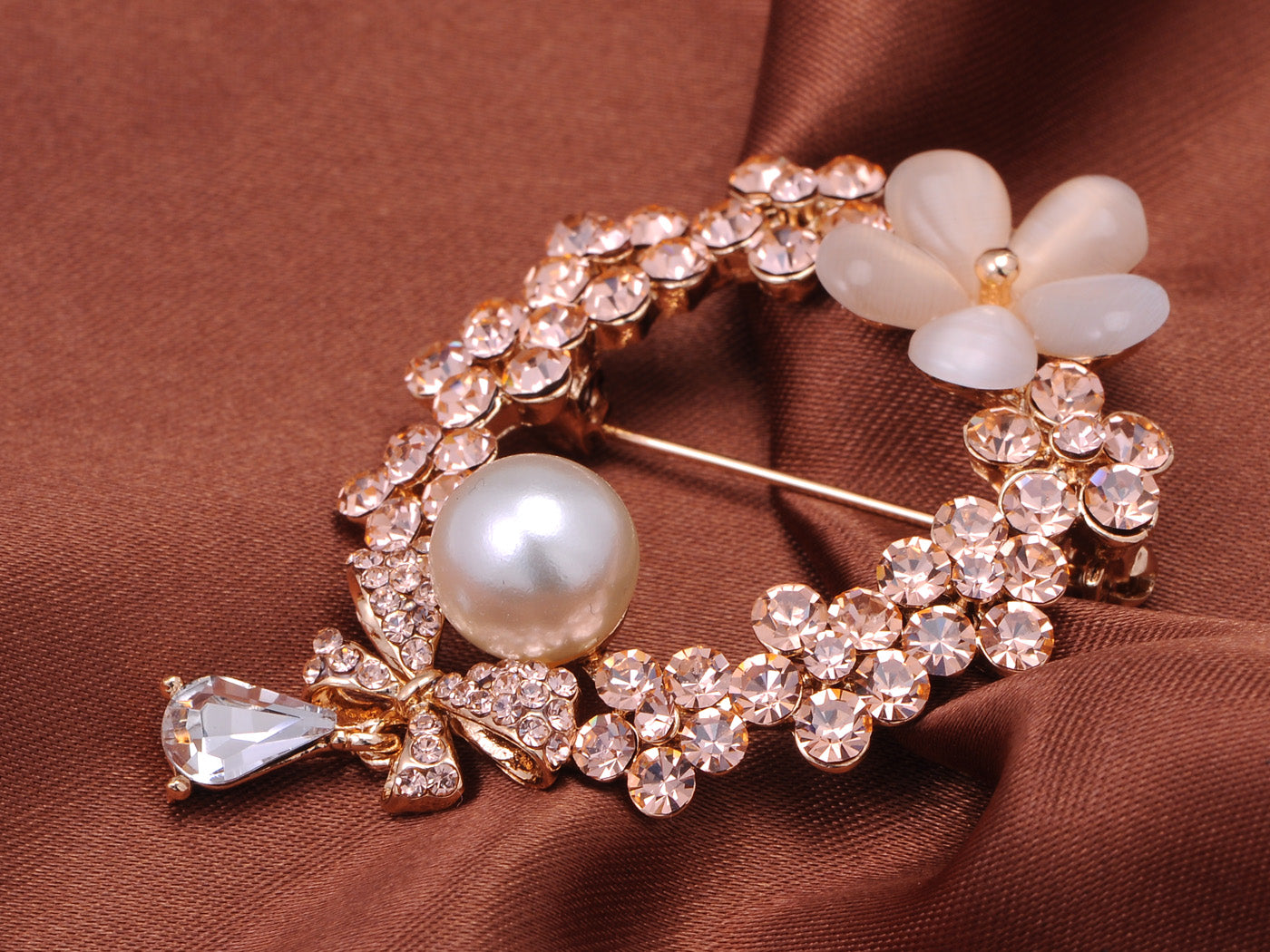 Topaz Pearl Floral Wreath Bow Brooch Pin