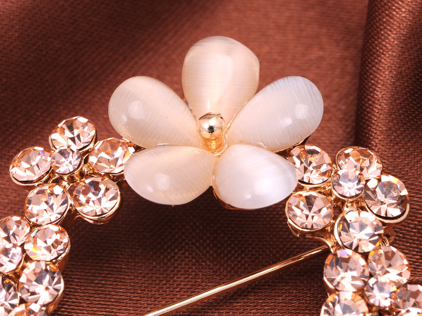 Topaz Pearl Floral Wreath Bow Brooch Pin