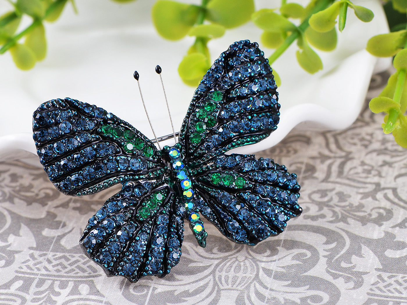 ブローチ レディース |Empress Monarch Winged Butterfly Swarovski
