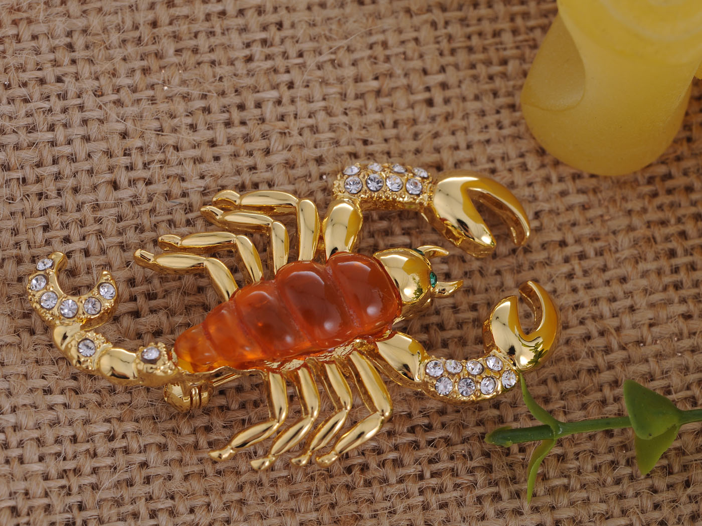 Scorching Desert King Insect Scorpion Pin Brooch
