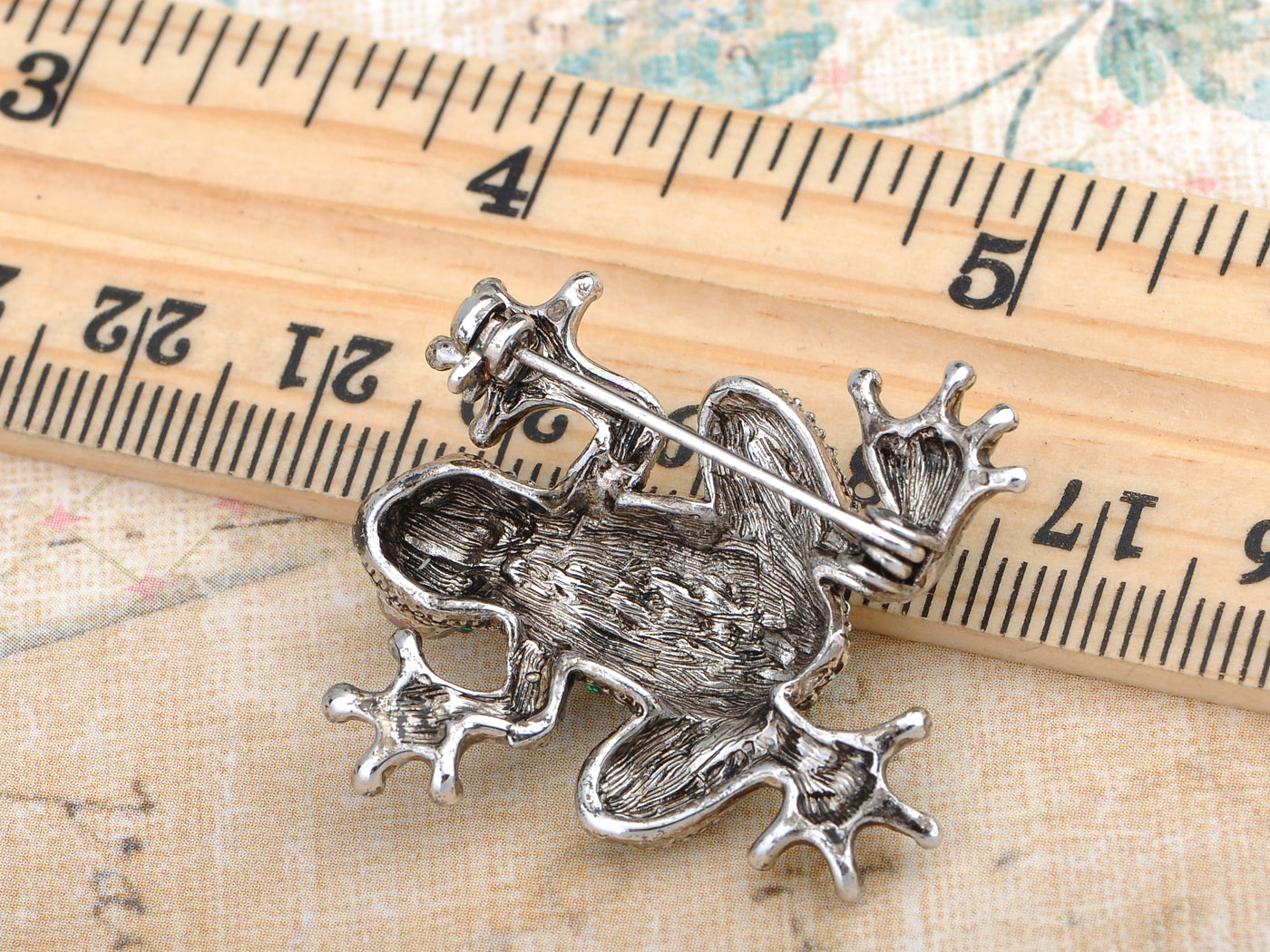 Czech Emerald Frog Jewelry Pin Brooch