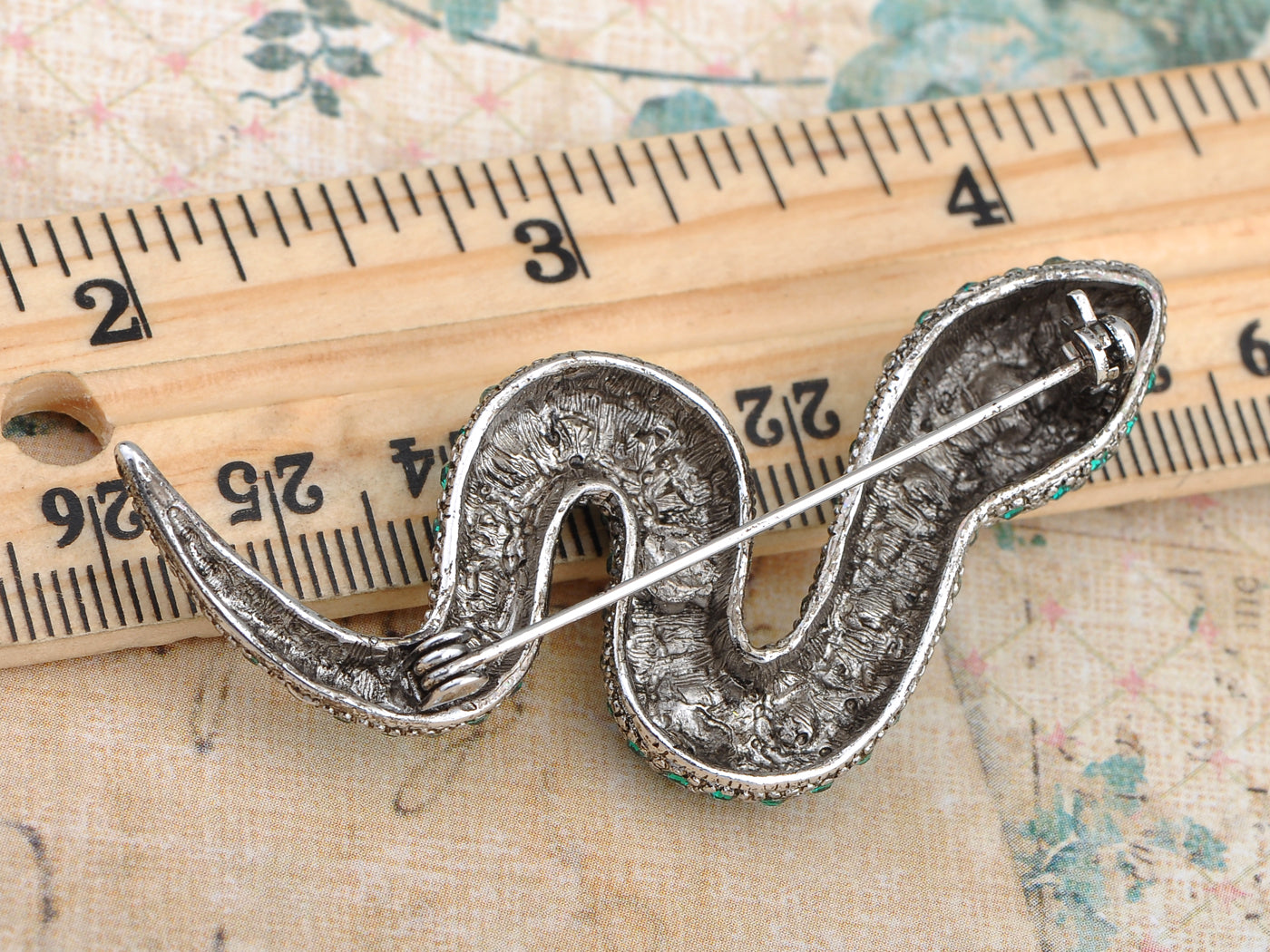 Emerald Green Python Serpent Snake Pin Brooch