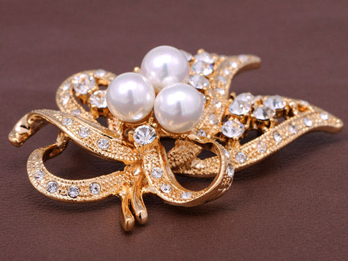 Elements Trio Pearls Leaf Pin Brooch