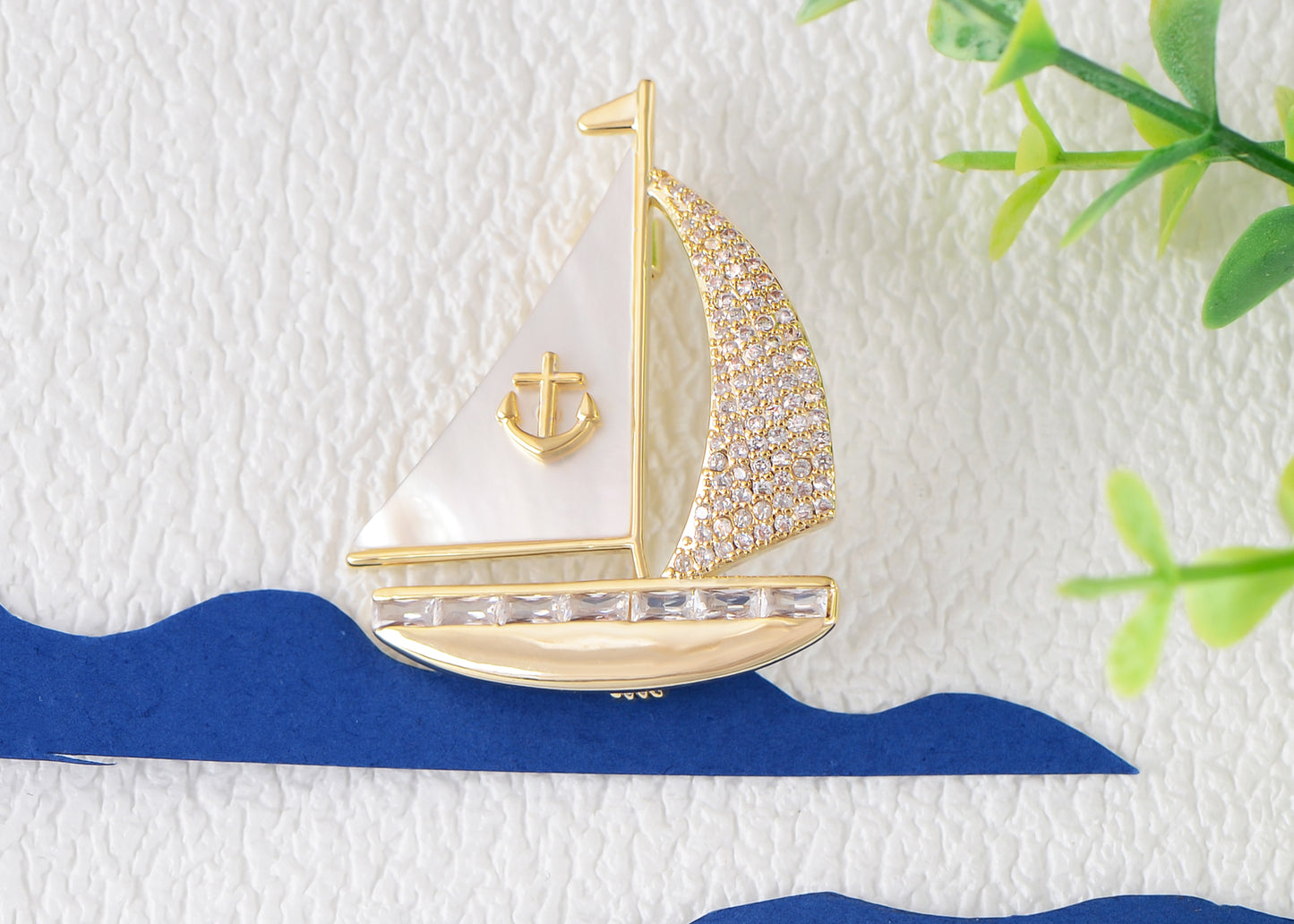 Alilang Crystal Rhinestone Sail Boat Brooch Pin - Nautical Sailor Navy Rudder Sailboat Anchor Sea Anchor Accessories Brooch