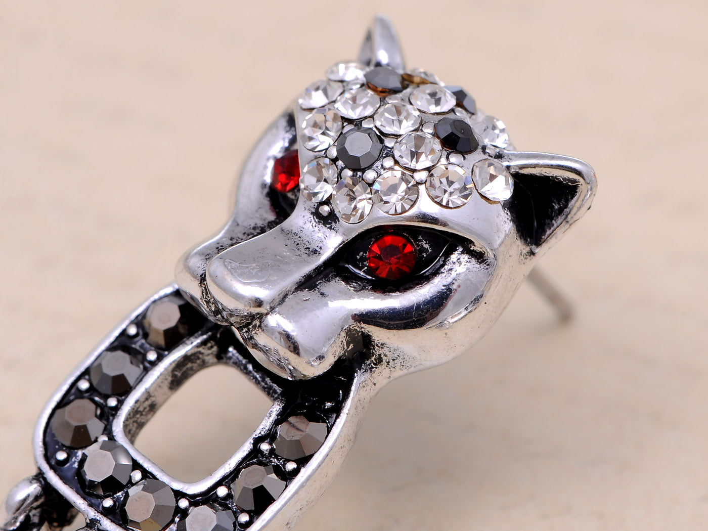 Women Antique Red Eye Jaguar Door Knocker Leopard Head Earrings