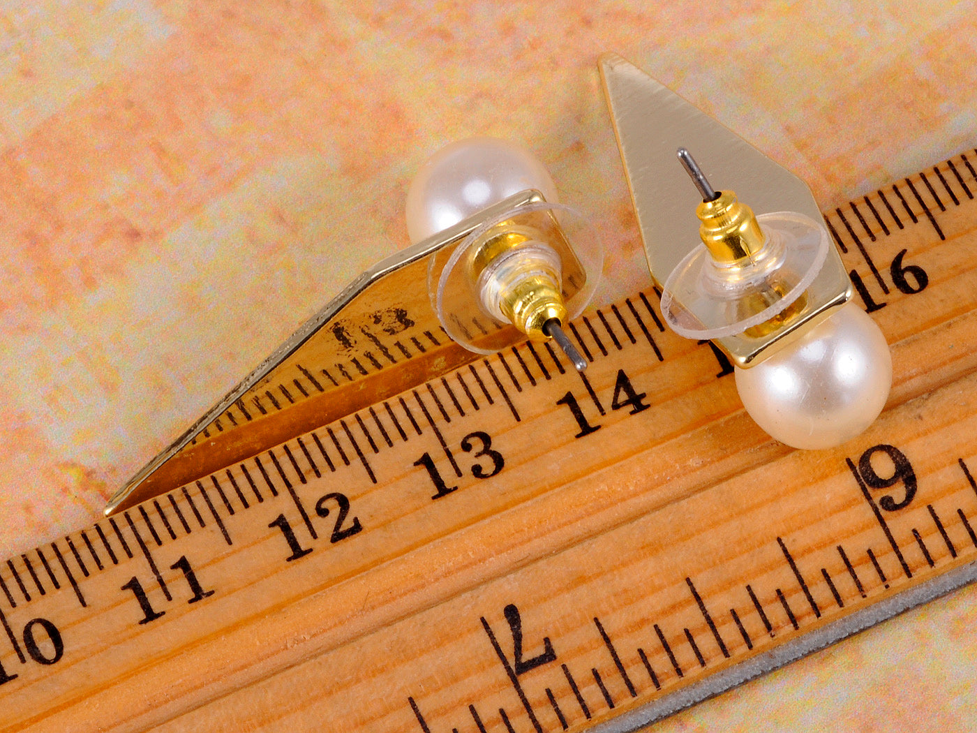 Contemporary Arrow Shaped Single Pearl Accented Earrings