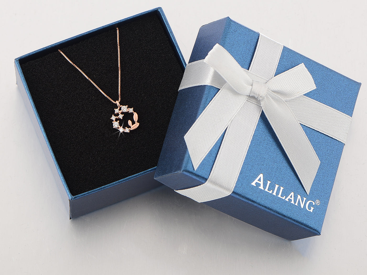 Alilang Wreath Pendant Necklace S925 Sterling Silver Necklace Glitzy Rhinestone Zircon Leaf Necklace Valentines Day Anniversary Jewelry Gift for Women Mother Wife