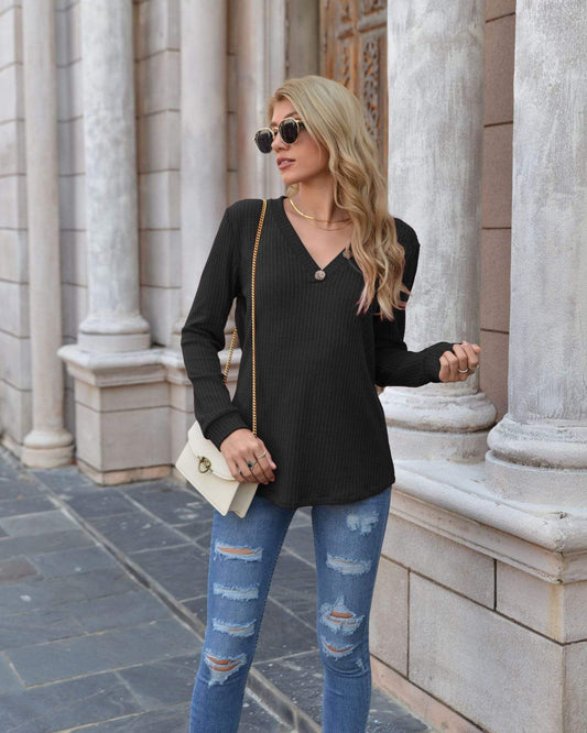 Light V-Neck Button Pullover