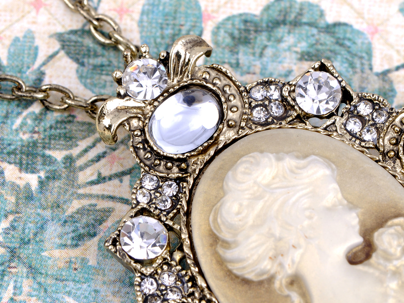 Cameo Maiden Woman Brass Lady Pendant Necklace