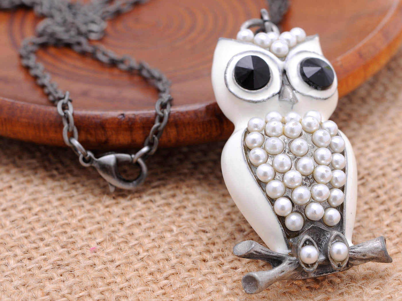 Pearls White Snow Owl Bird Pendant Necklace