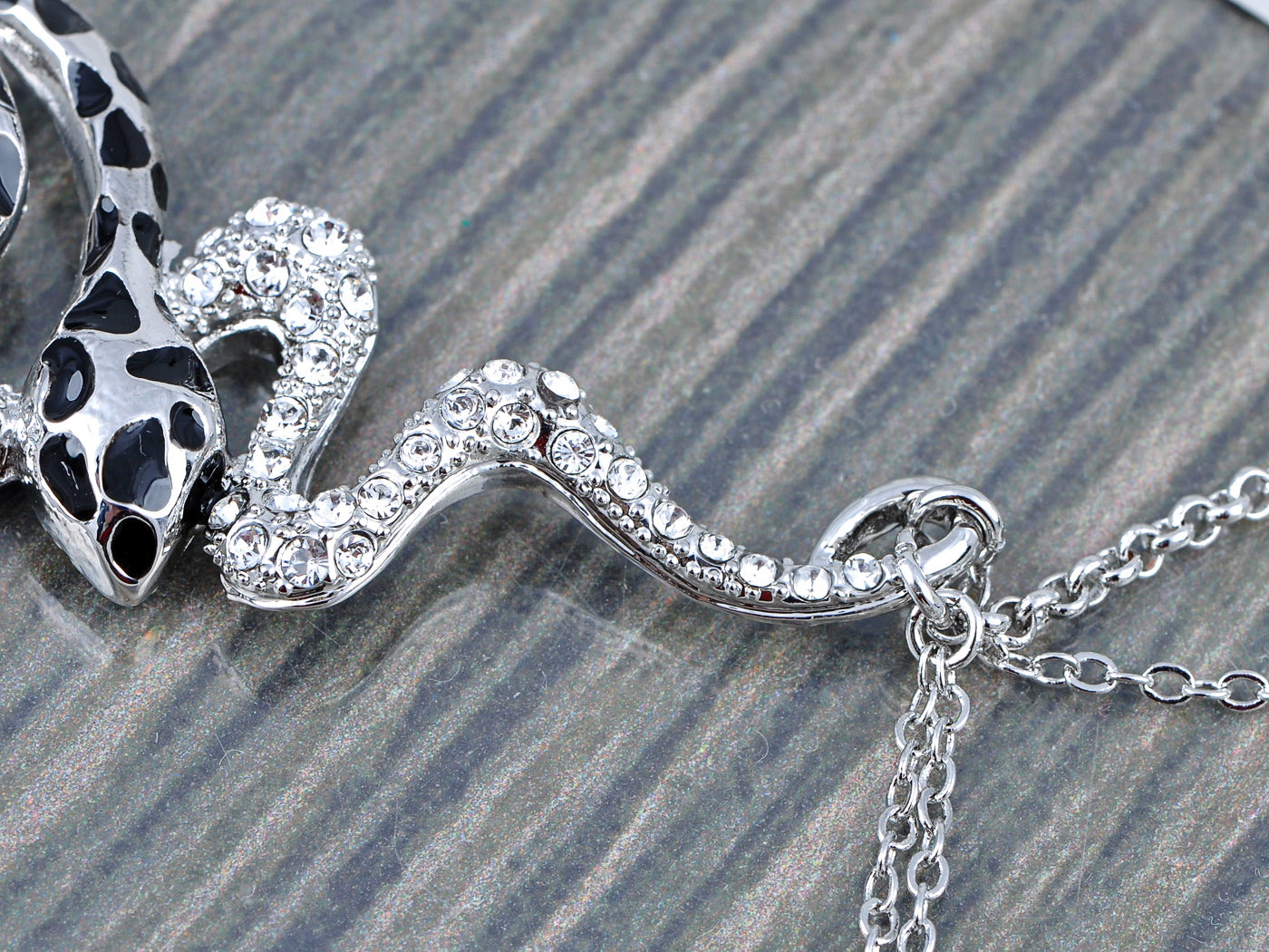 Like Protective Double Snake Family Element Necklace