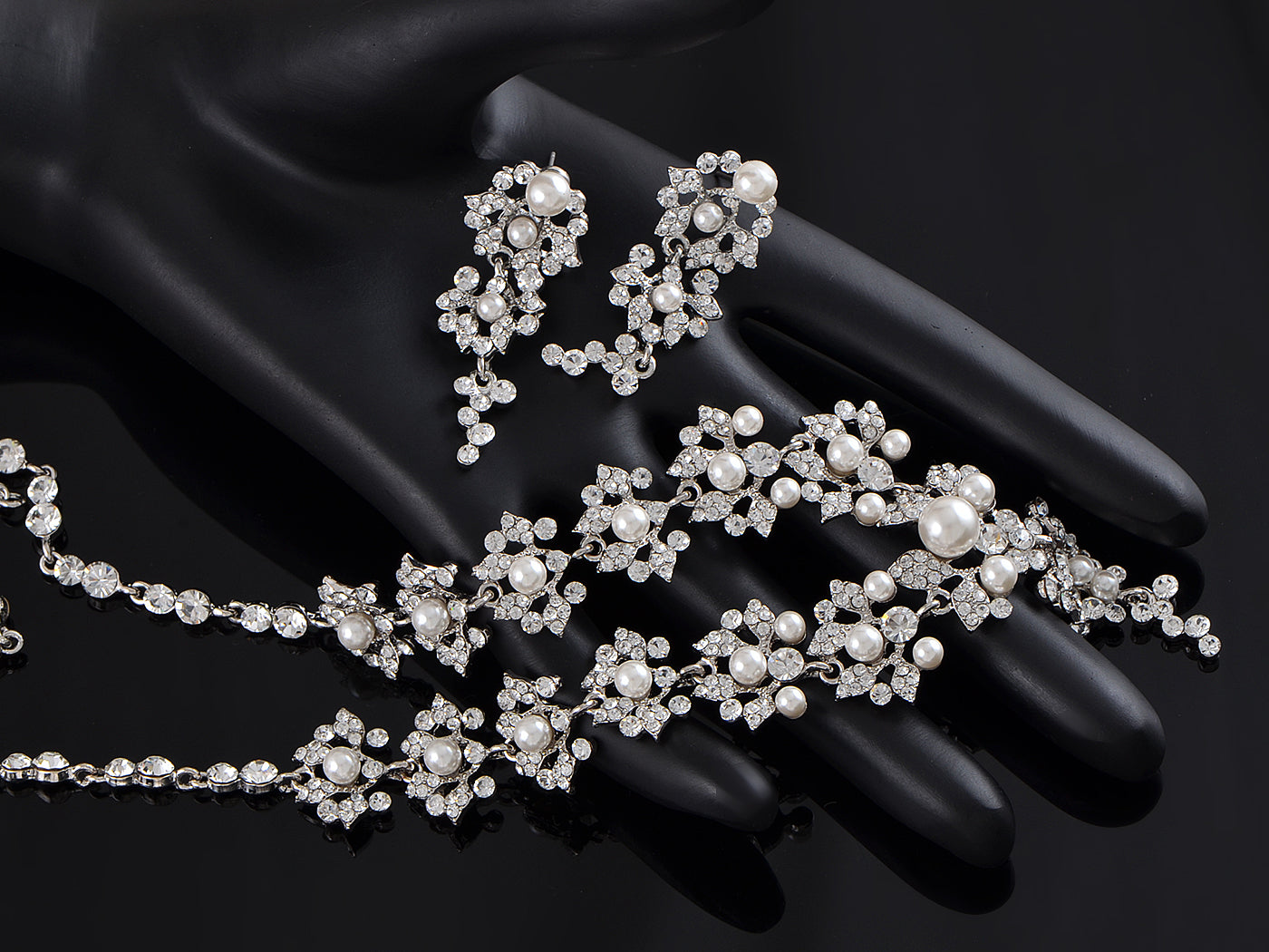 Silver Flower White Pearl Necklace Dangle Earrings Jewelry Set