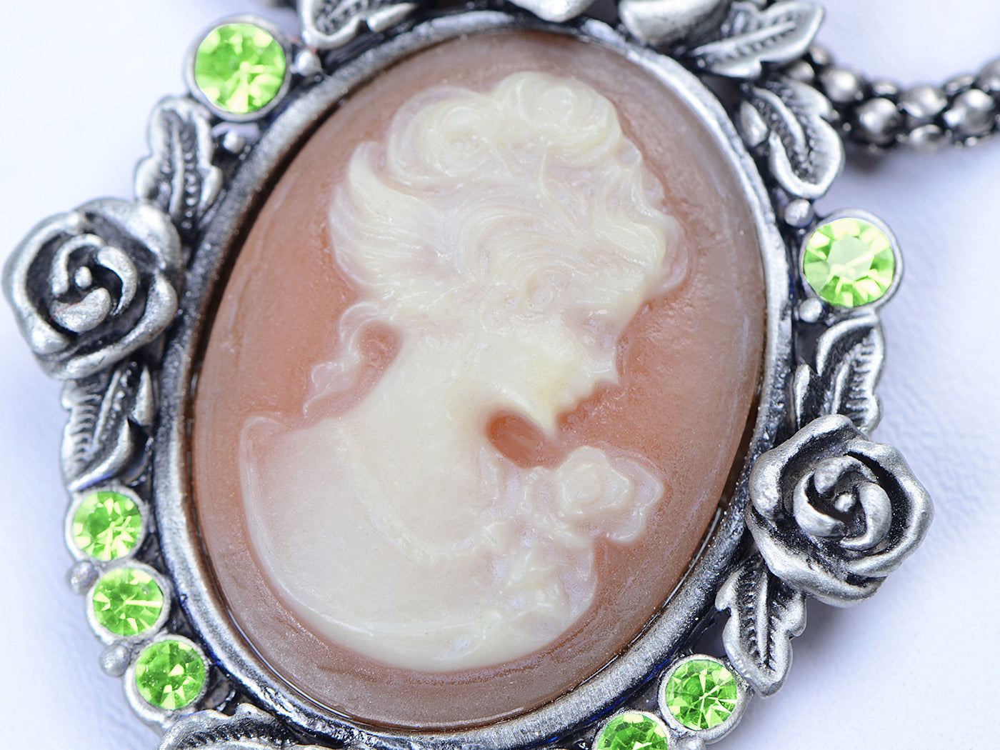 Vintage Lady Cameo Maiden Flower Floral Green Pendant Necklace