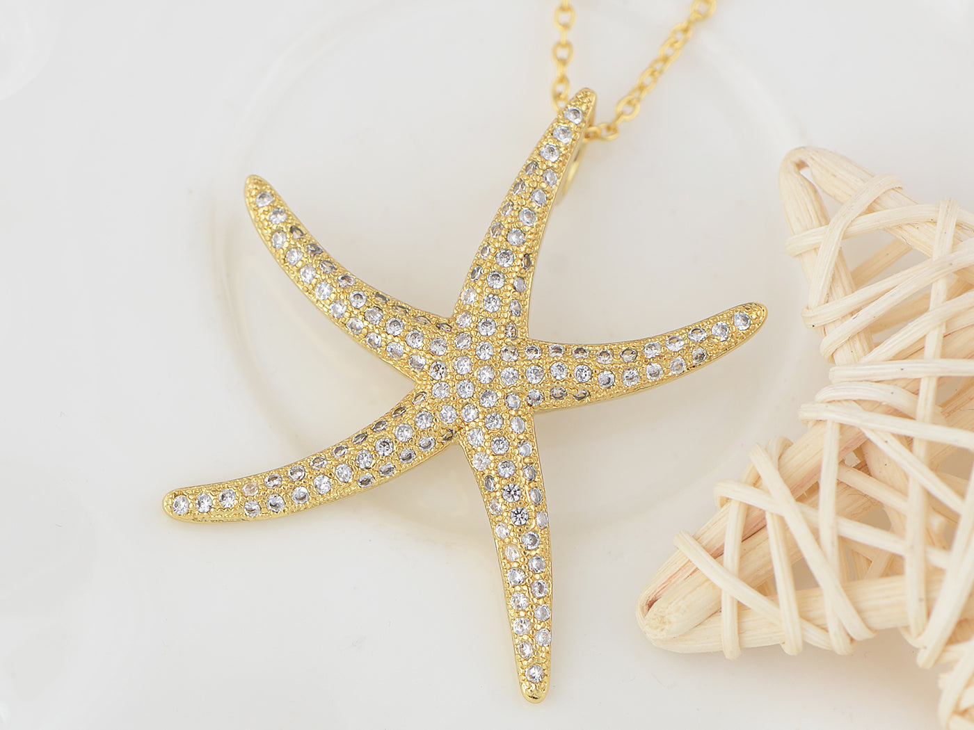 Ocean Starfish Beach Pendant Necklace