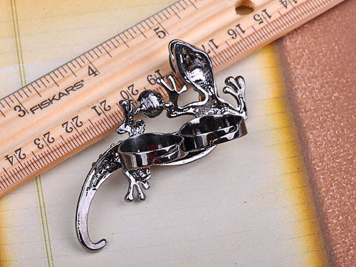 Silver Jet Black Czech Gecko Lizard Reptile Two Finger Ring