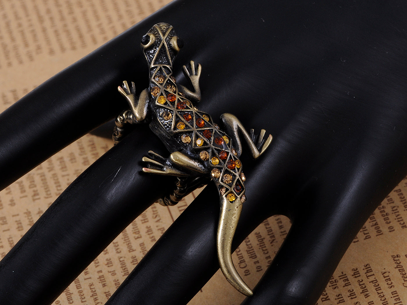 Topaz Southwest Gecko Lizard Jewelry Ring