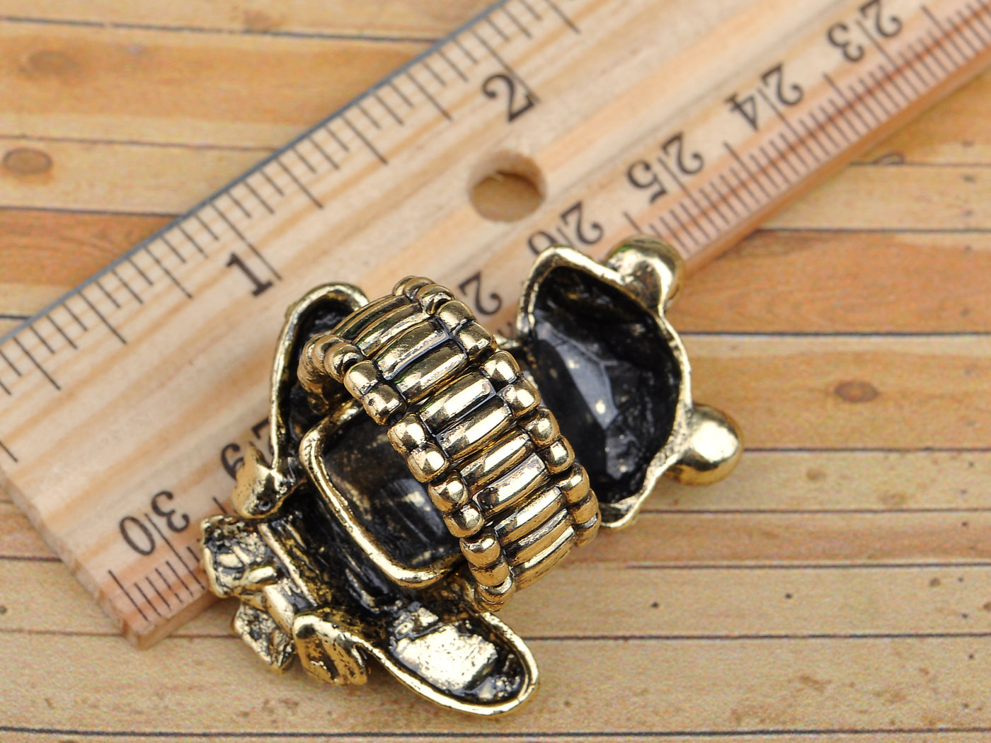 Antique Multicolored Frog Toad Ring