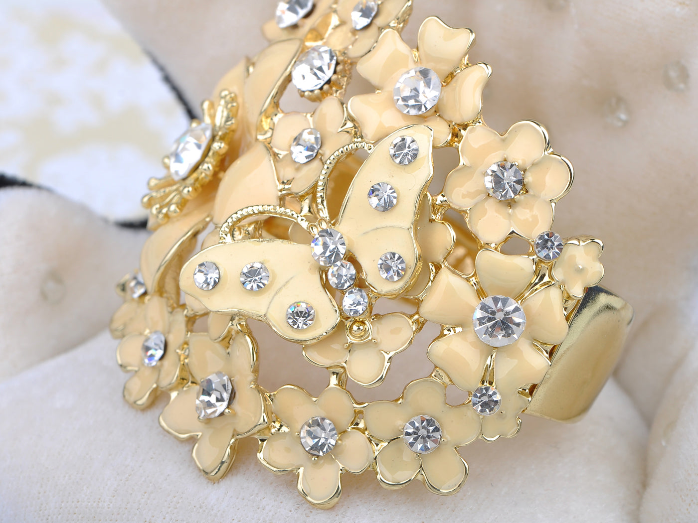 Creamy Pastel Yellow Butterfly Love Flower Cluster Bangle Bracelet