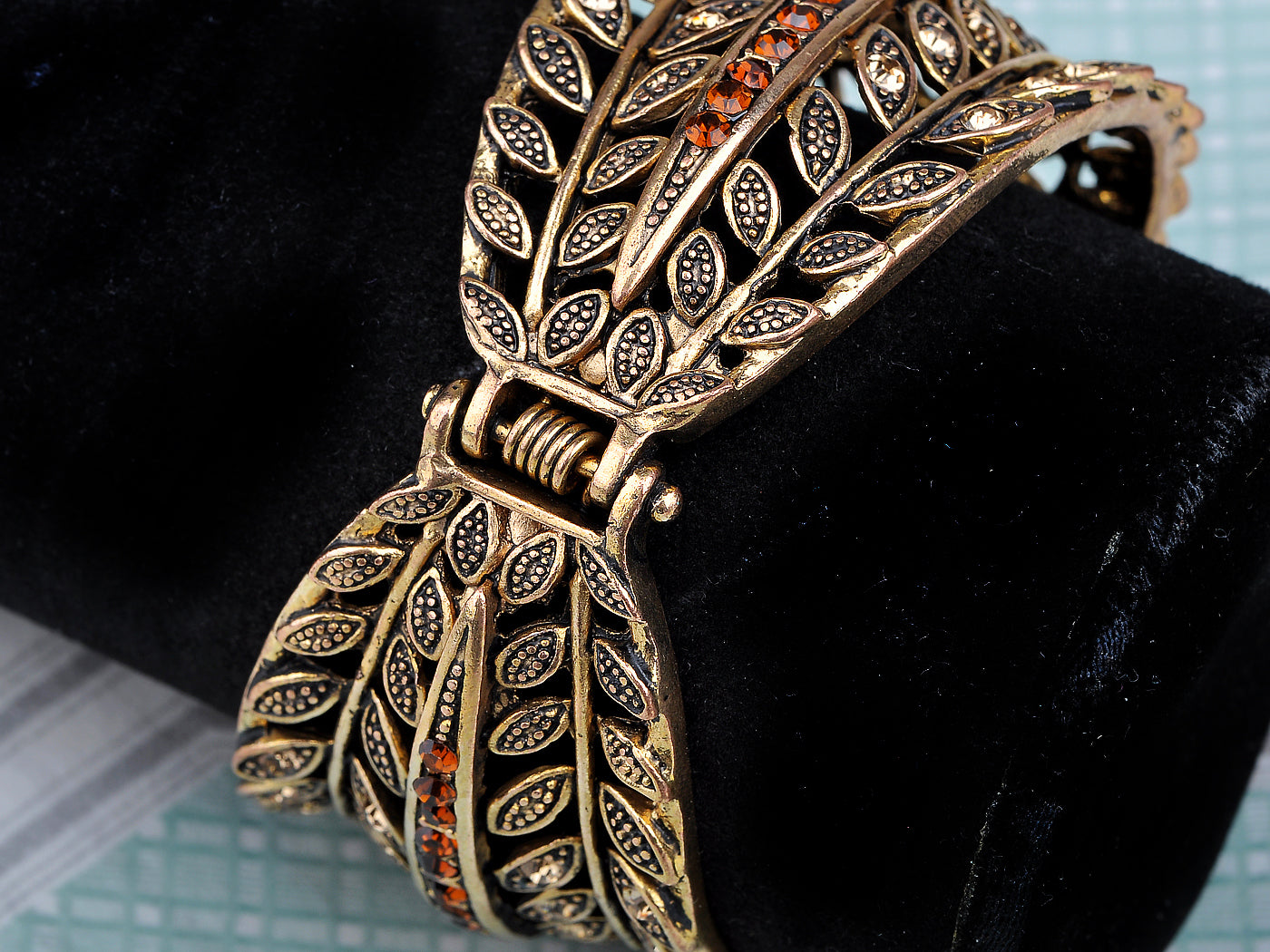 Feather Leaf Design Bracelet Bangle Cuff