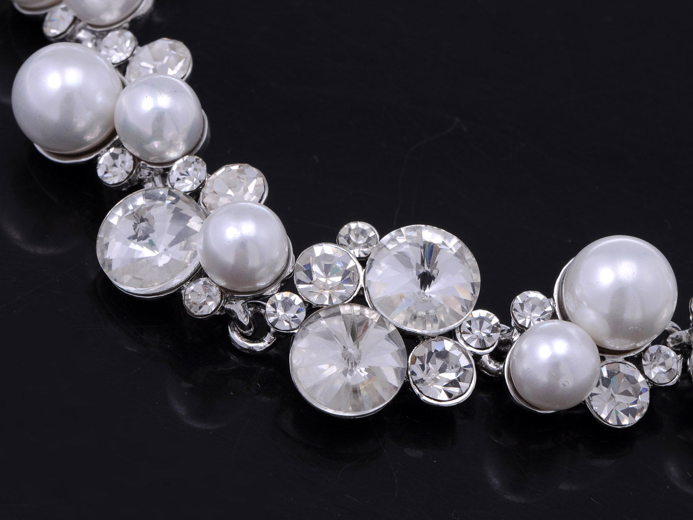 Genuine Encrusted Pearl Enhanced Chain Bracelet